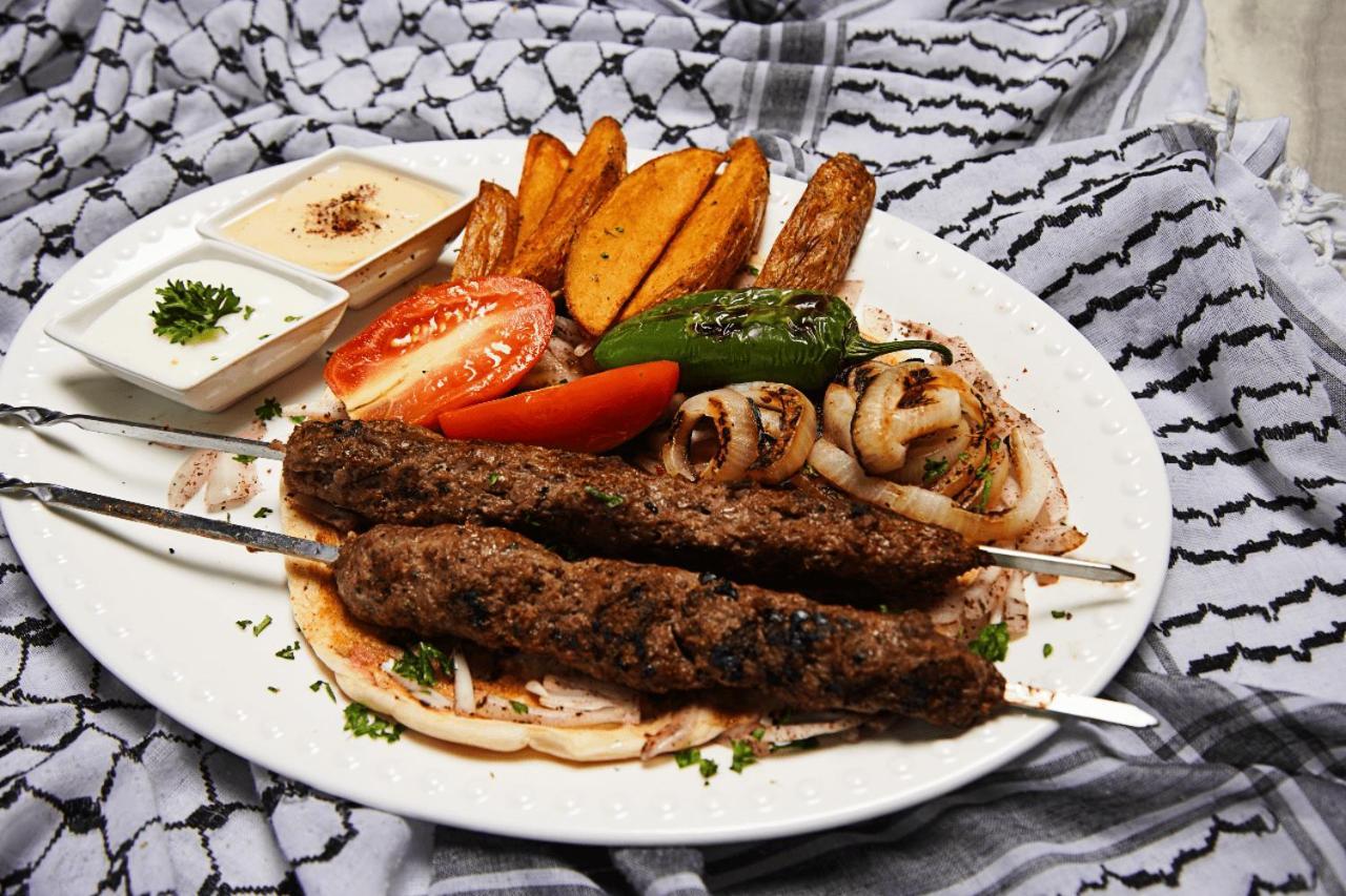 Basha Hotel & Restaurant سان بيدرو سولا المظهر الخارجي الصورة